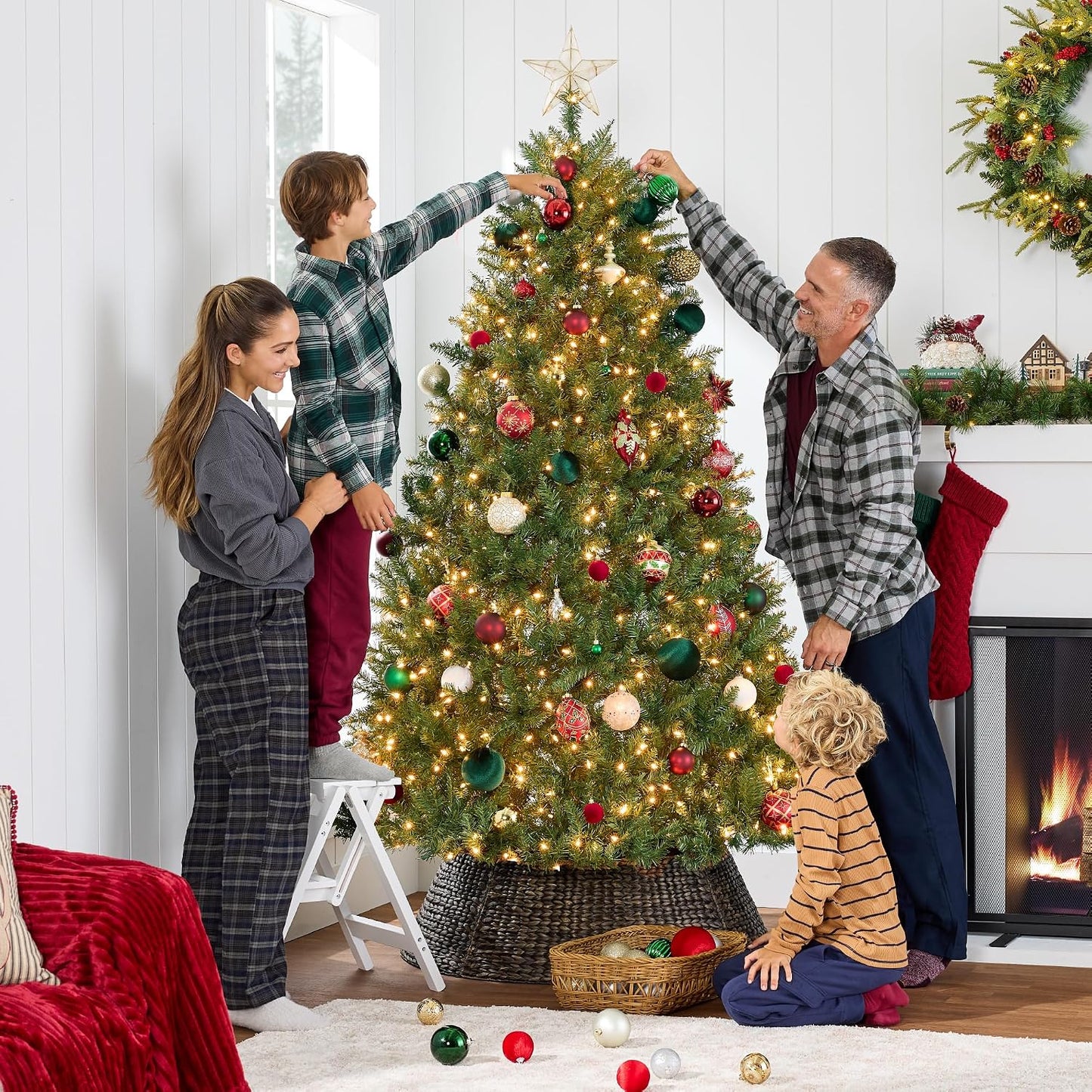 9Ft Artificial Christmas Tree Pre-Lit W/Viral Twinkling Lights Douglas Fir Full Fir Lighted Holiday Decoration W/ 1,000 Warm White LED Lights, 3,594 Tips, Metal Stand