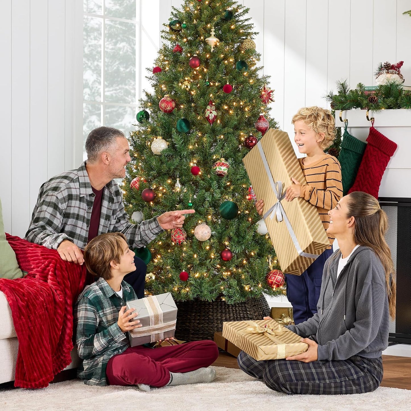 9Ft Artificial Christmas Tree Pre-Lit W/Viral Twinkling Lights Douglas Fir Full Fir Lighted Holiday Decoration W/ 1,000 Warm White LED Lights, 3,594 Tips, Metal Stand