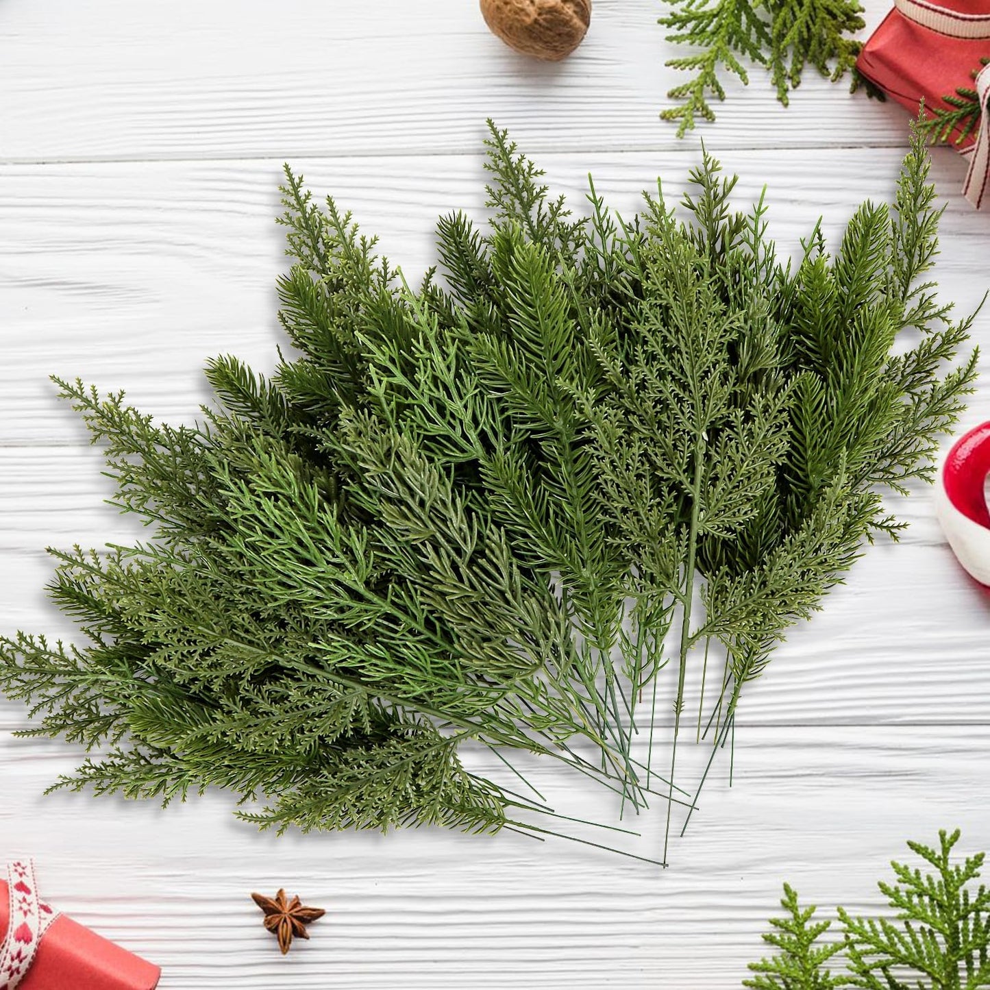 40 Pcs Artificial Pine Branches Assorted Faux Pine Stems Cedar Leaves Needle Sprigs Plastic Fake Christmas Greenery Pine Picks for Xmas Tree Wreaths Garlands DIY Accessories Home Decor (40, Green)