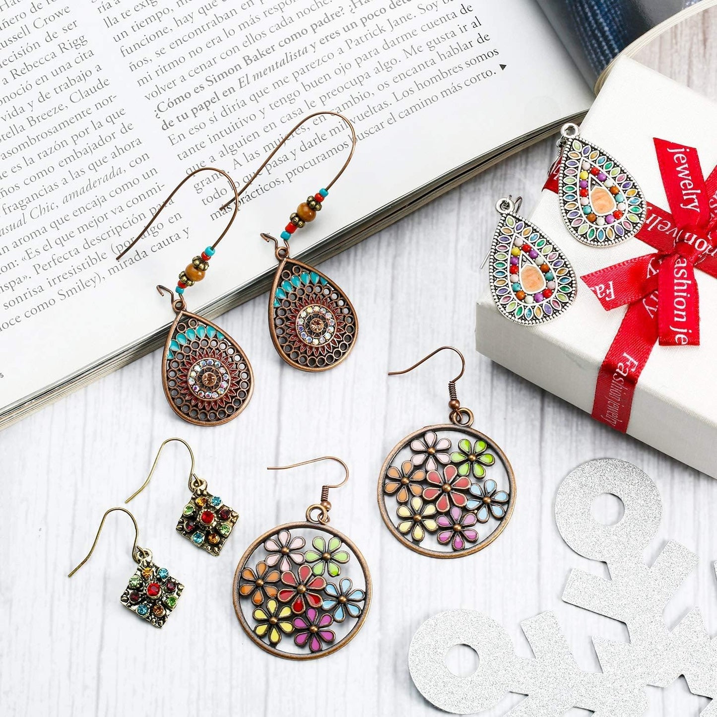 4 Pairs Bohemian Vintage Dangle Earrings Retro Rhinestone Earrings Boho Dangle Drop Earrings for Women Girls
