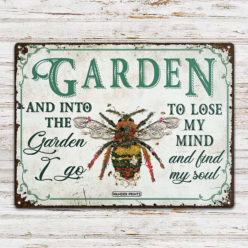 Gardener Gift, Birthday Gifts for Mom, Dad, Grandma, Grandpa Who Love Garden - Bee Garden Sign Unique House Warming Gift for Gardening Lovers, Rustic Metal Sign, Garden Stake, Yard Patio Outdoor Decor
