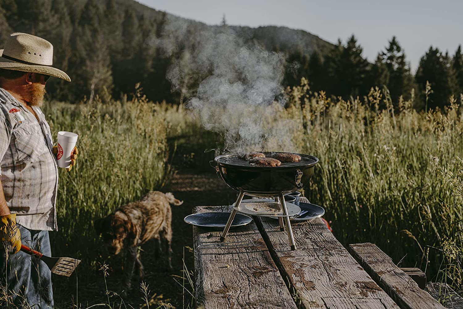 Gas One – 14-Inch Portable Barbecue Grill with 3-Point Locking Lid for Heat Preservation – Dual Venting System – Small Charcoal Grill for Backyard, Camping, Boat