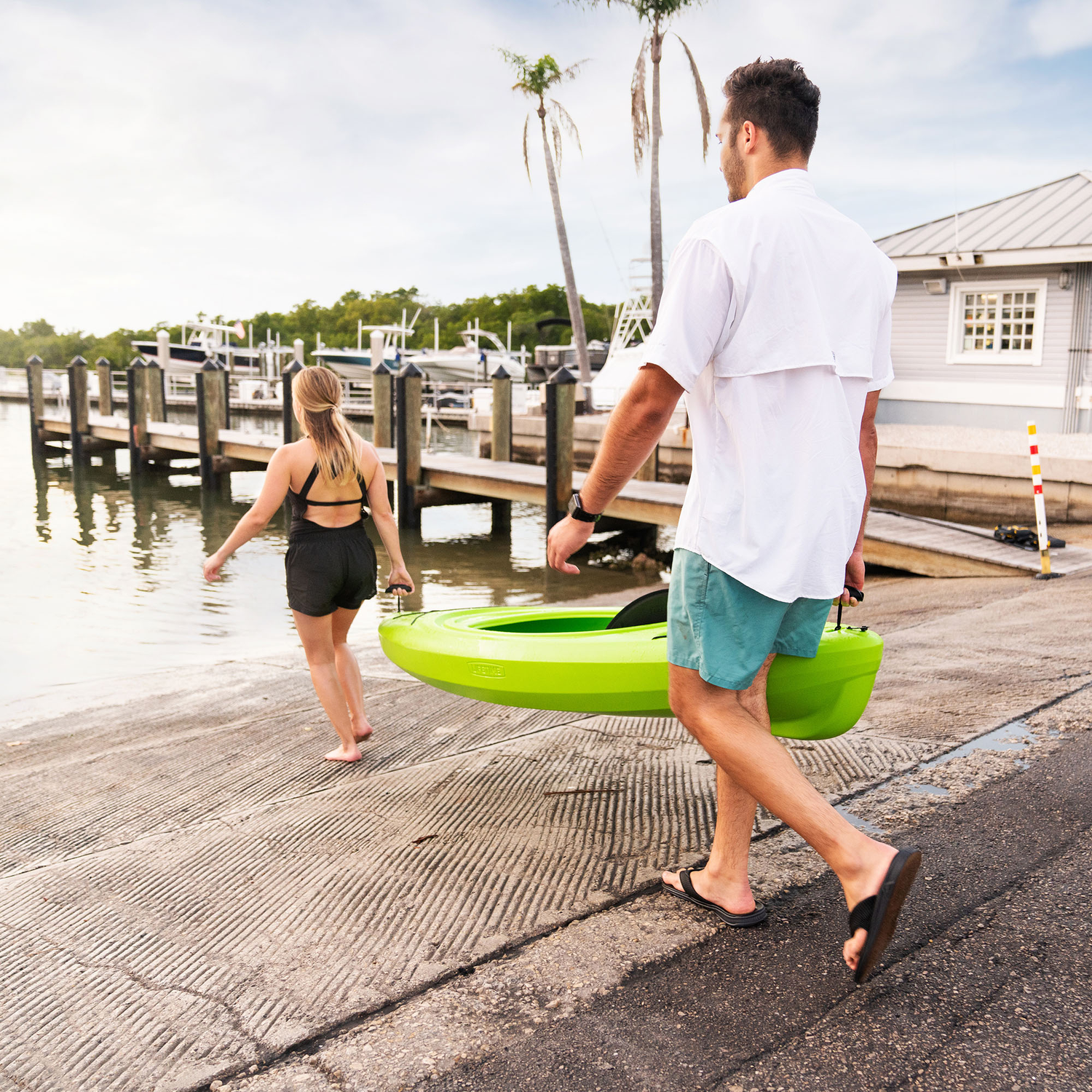 Lifetime Pacer 8 Ft Sit-In Kayak (Paddle Included), Green