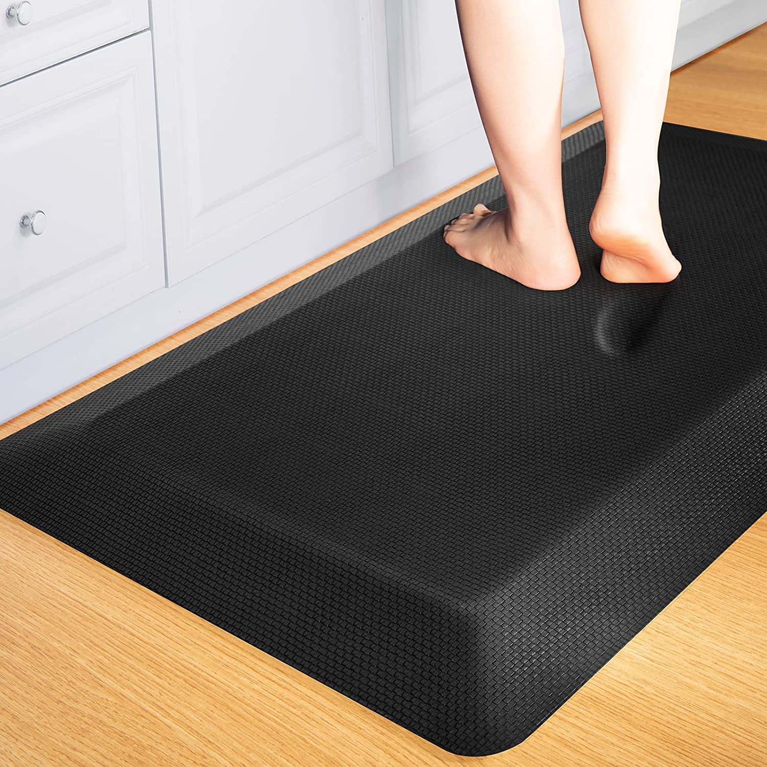 Anti Fatigue Mat Floor Kitchen Mat,  Standing Desk Mat Foam Cushioned anti Fatigue Mats Comfort Standing Pad 9/10 Inch Thick (20" X 32", Black)