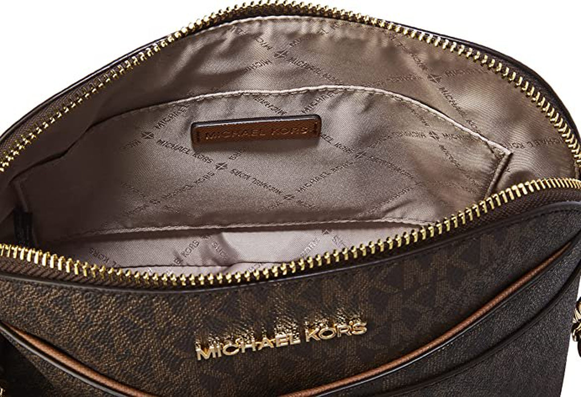 Jet Set Medium Crossbody Leather Handbag