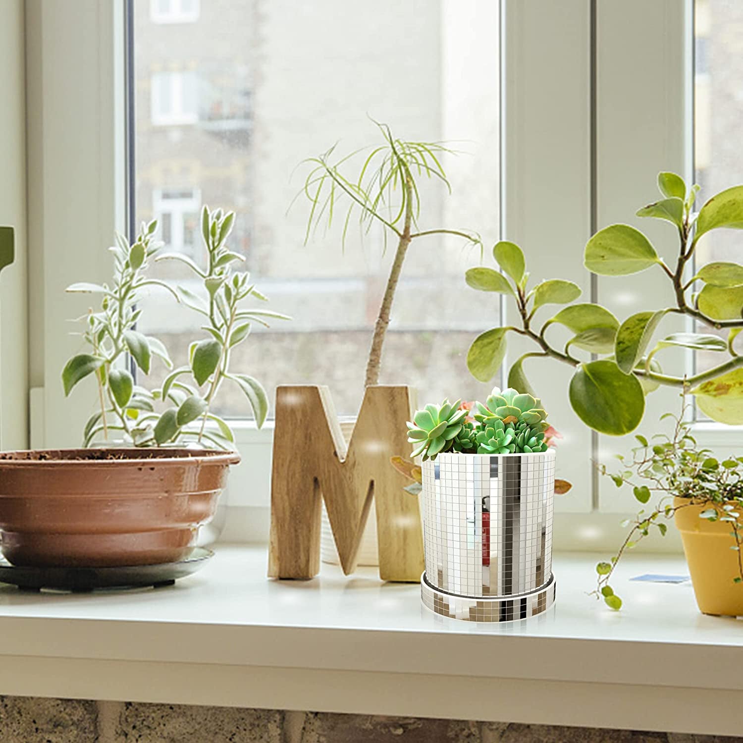 Disco Cylindrical Planter Pot,4.5*4.8 Inch Mirror Disco Cylindrical Vase, Modern Disco Plastic Planter Pot with Drainage Hole and Saucers for Indoor Outdoor Plants (Silver)